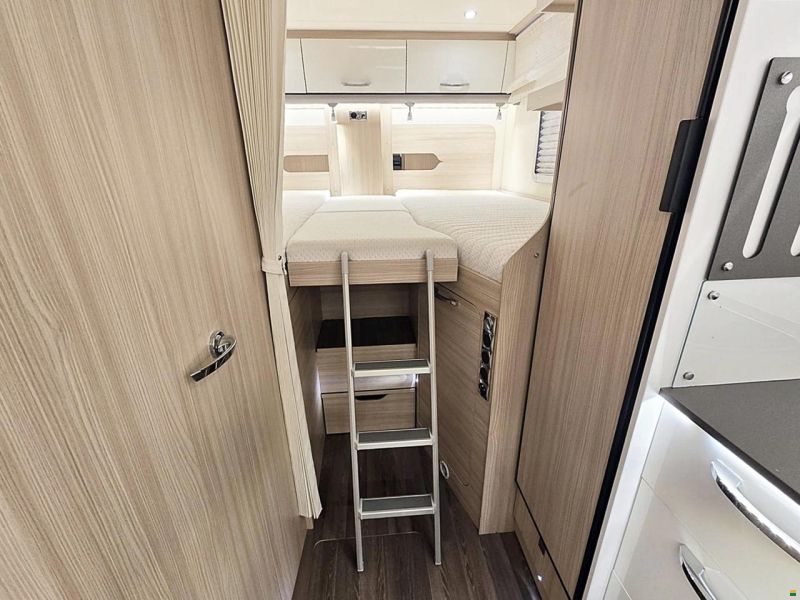 Bürstner Lyseo BT 690 G 2.3 MJ 150