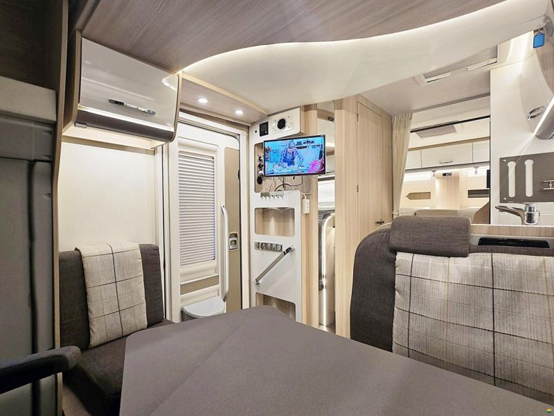 Bürstner Lyseo BT 690 G 2.3 MJ 150