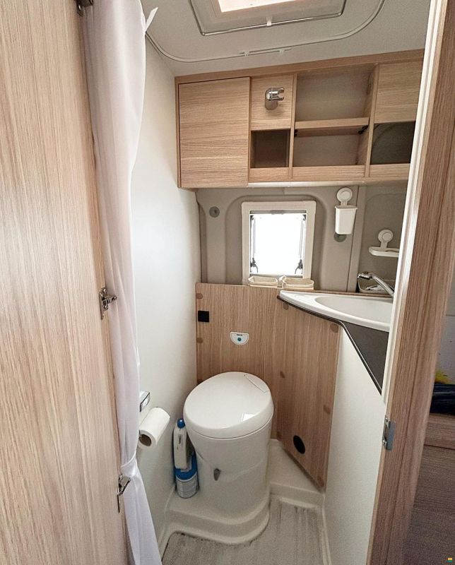 Bürstner Lyseo BT 690 G 2.3 MJ 150