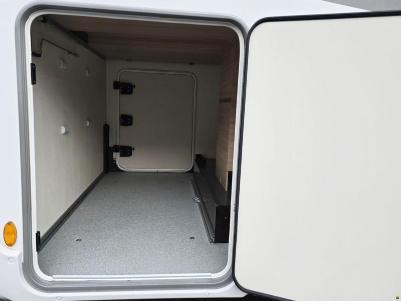 Bürstner Lyseo BT 690 G 2.3 MJ 150