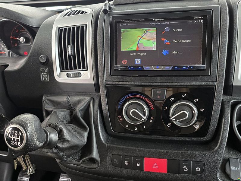 Bürstner Lyseo BT 690 G 2.3 MJ 150