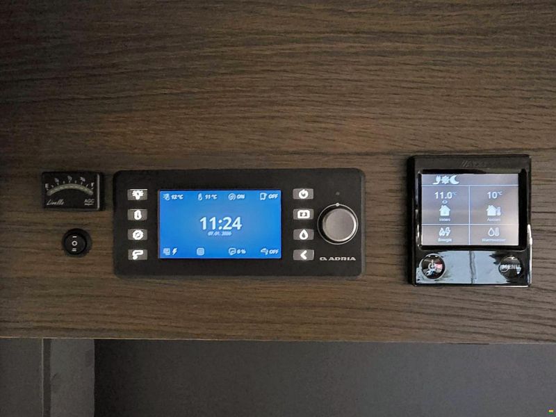 Adria Matrix 670 DL SUPREME 2.2 AUTOMAT 180MJ