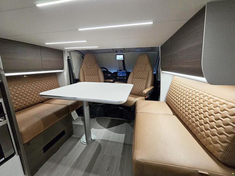 Adria Matrix 670 DL SUPREME 2.2 AUTOMAT 180MJ