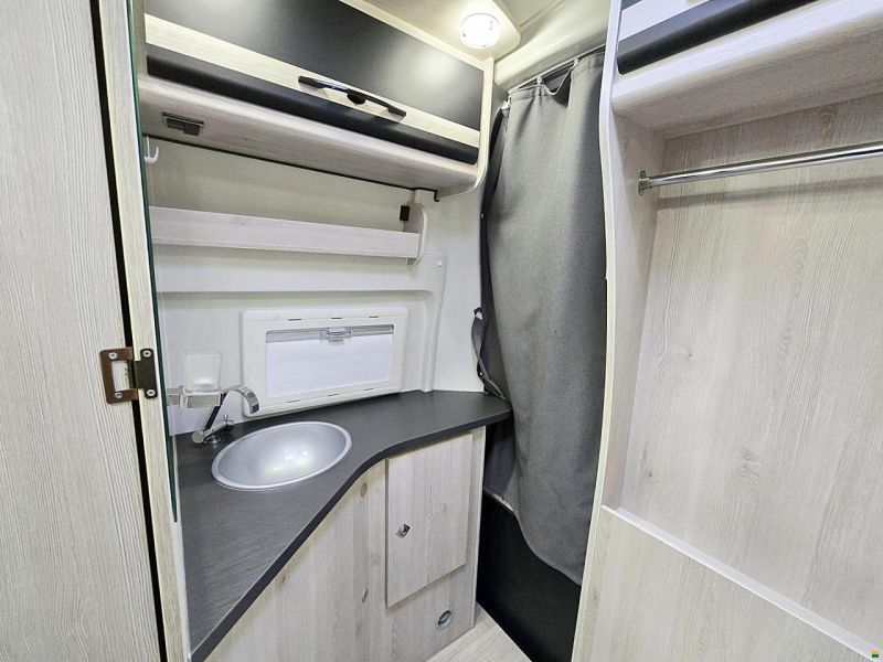 Karmann DEXTER 595 2.3 H3 MJ 150