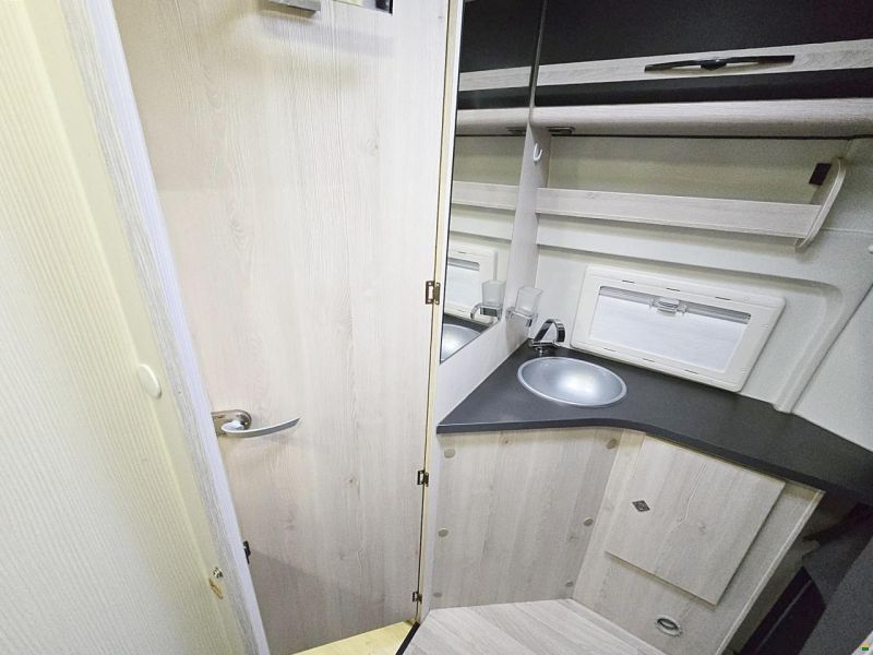 Karmann DEXTER 595 2.3 H3 MJ 150