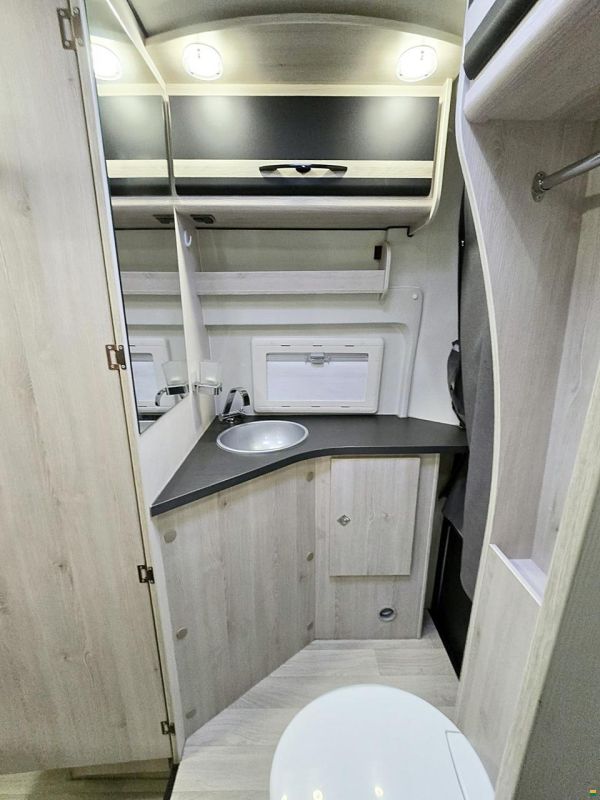 Karmann DEXTER 595 2.3 H3 MJ 150