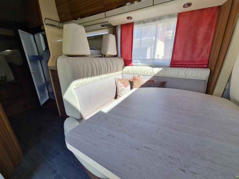 Eura Mobil Profila T 695 EB