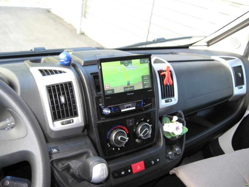 Adria Matrix Axess M 600 sC