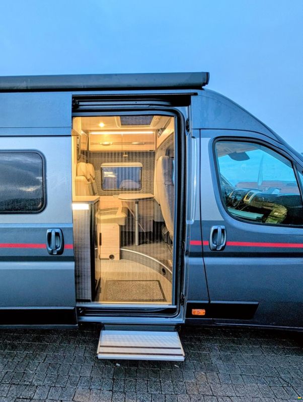 Dethleffs Globetrail 640 Peugeot 90 Years