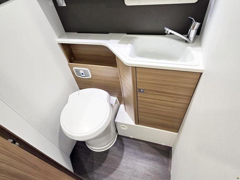 Adria MATRIX M67 SL AXESS 2.0 HDI