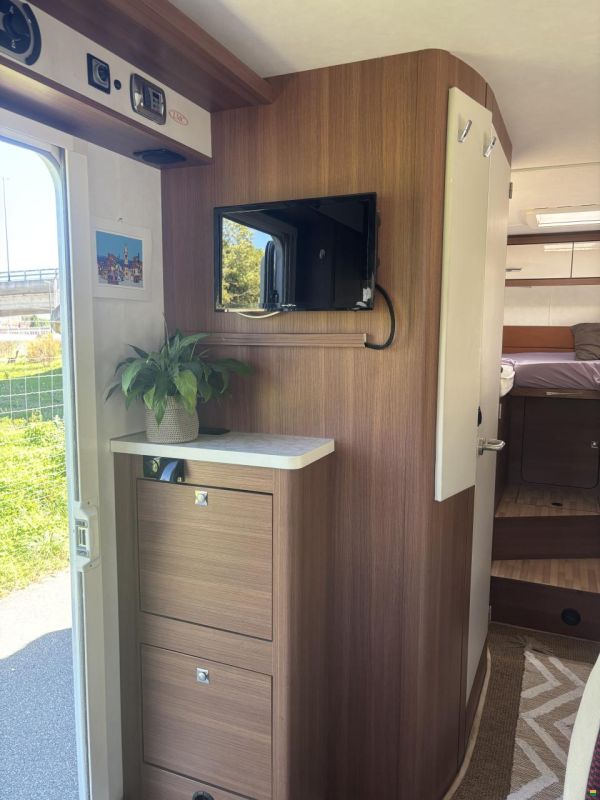 LMC Explorer Sport Line