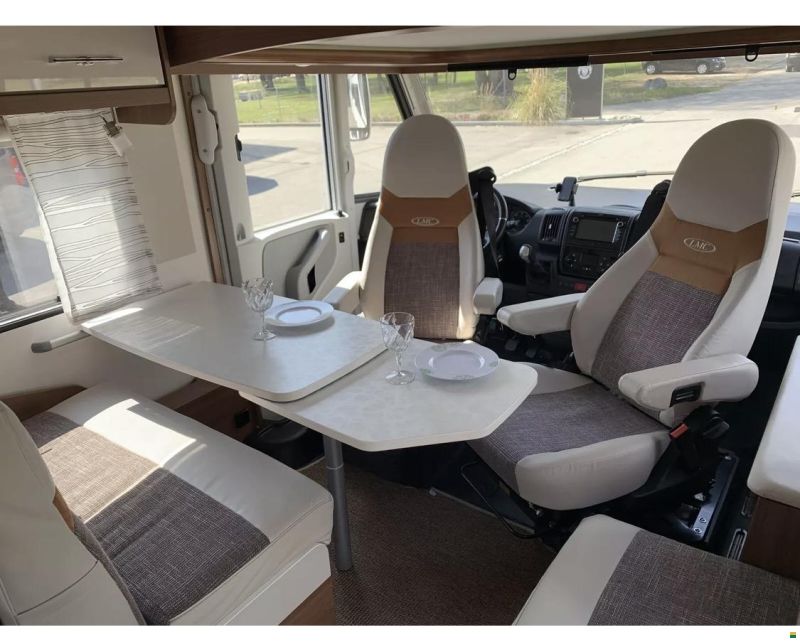 LMC Explorer Sport Line