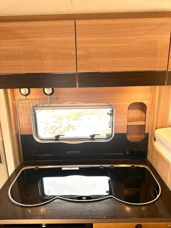 Fiat *LMC LÄNGSBETT MIT AUFSTELLDACH AUTOMAT*