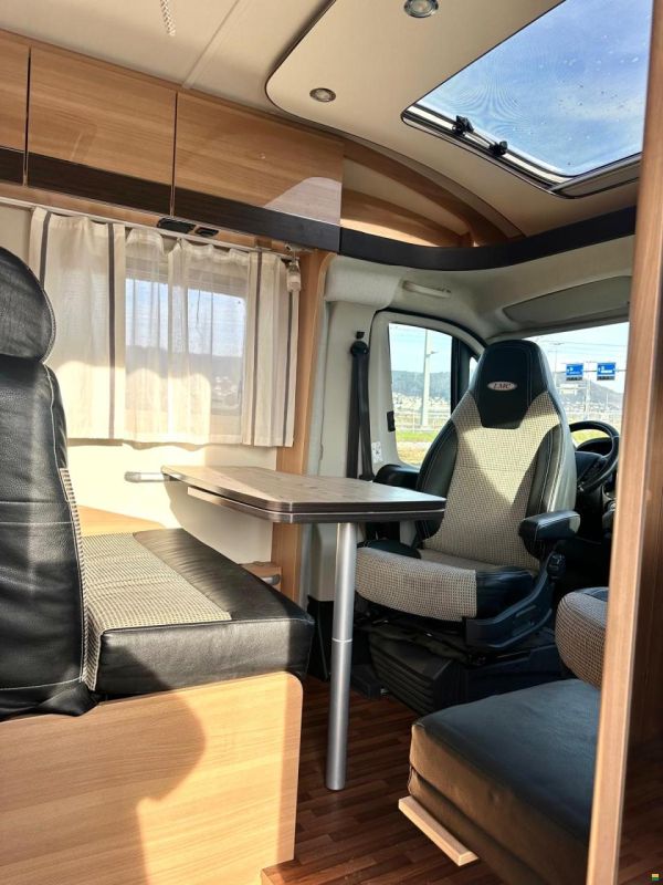 Fiat *LMC LÄNGSBETT MIT AUFSTELLDACH AUTOMAT*