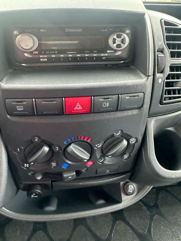 Adria FIAT **2.8JTD 130PS CORAL 650 SP**