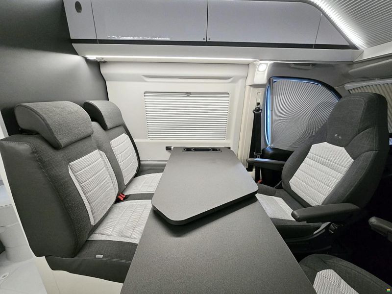 Adria TWIN 640 SGX SUPREME AUTOMAT 160MJ