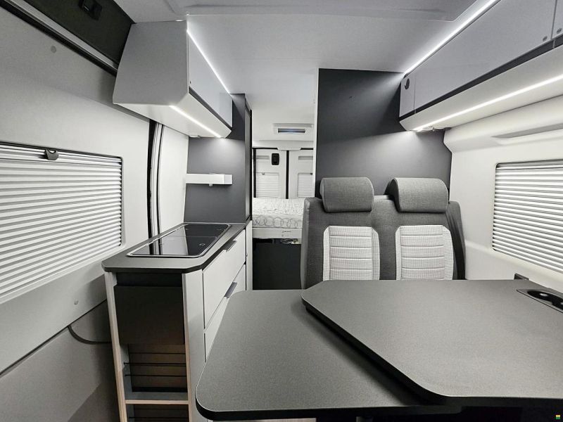 Adria TWIN 640 SGX SUPREME AUTOMAT 160MJ