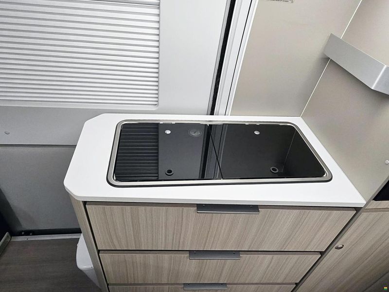 Adria TWIN 600 SPB PLUS AUTOMAT MAXI 160MJ