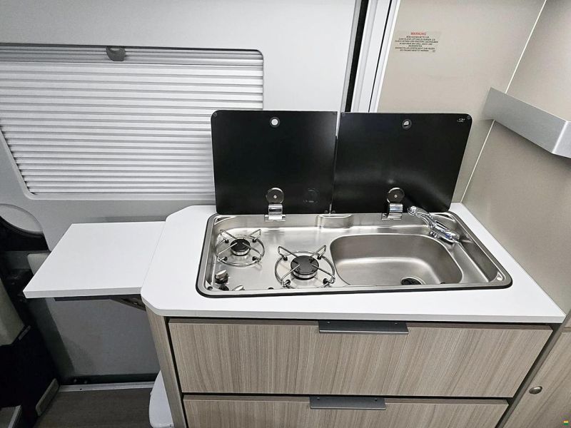 Adria TWIN 600 SPB PLUS AUTOMAT MAXI 160MJ