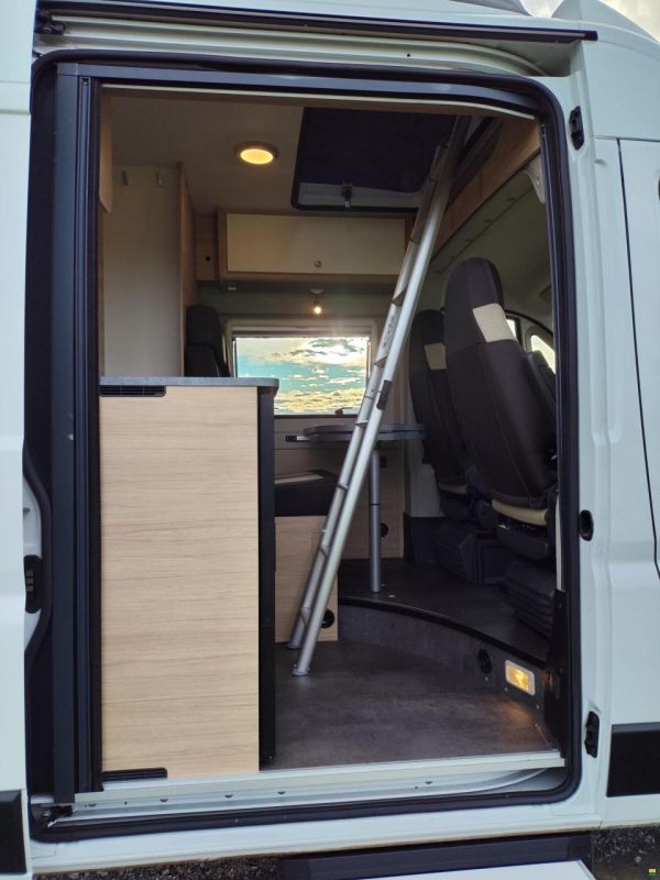 Roadcar R 600 Citroen 140 PS