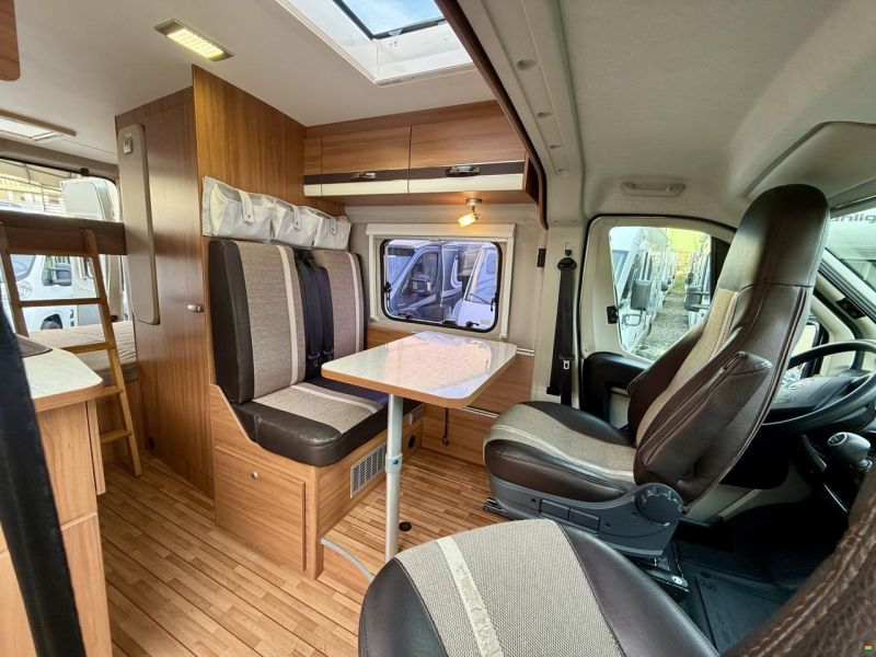 Weinsberg Camper - Freelife - 4 People