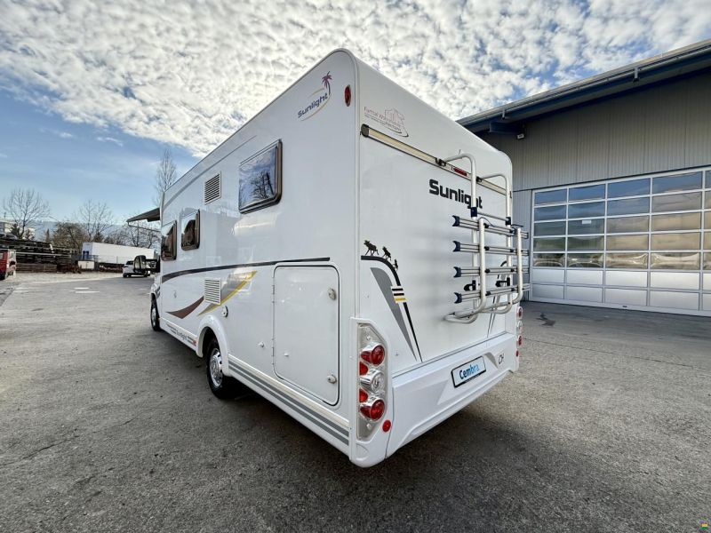 Sunlight T67 - Automatik - Hubbett