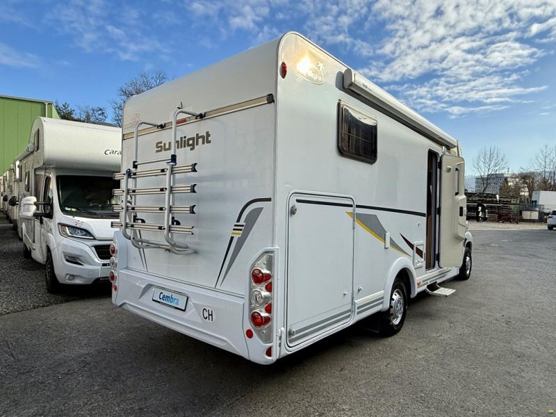 Sunlight T67 - Automatik - Hubbett