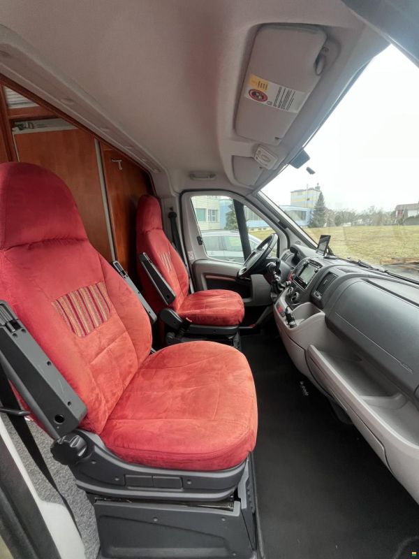 La Strada 201** Rundsitzgruppe**