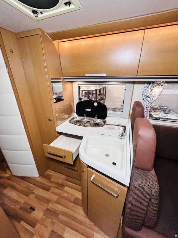 Niesmann-Bischoff Arto 79LE