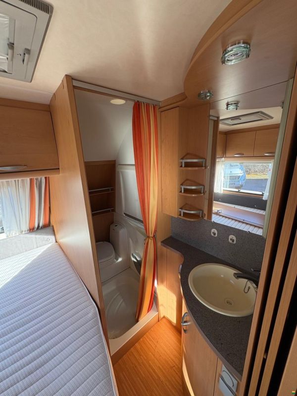 Knaus Südwind 400 F