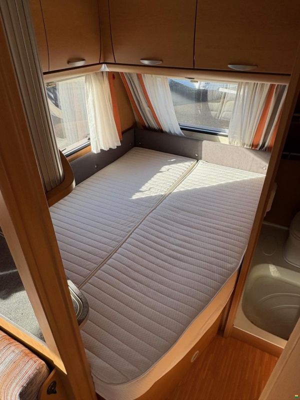 Knaus Südwind 400 F