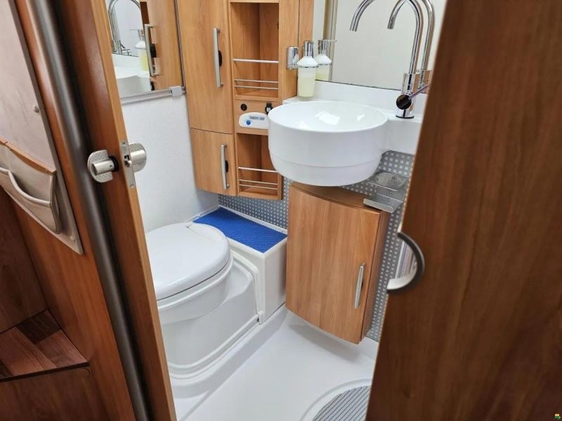 Hymer Mercedes Benz B660SL