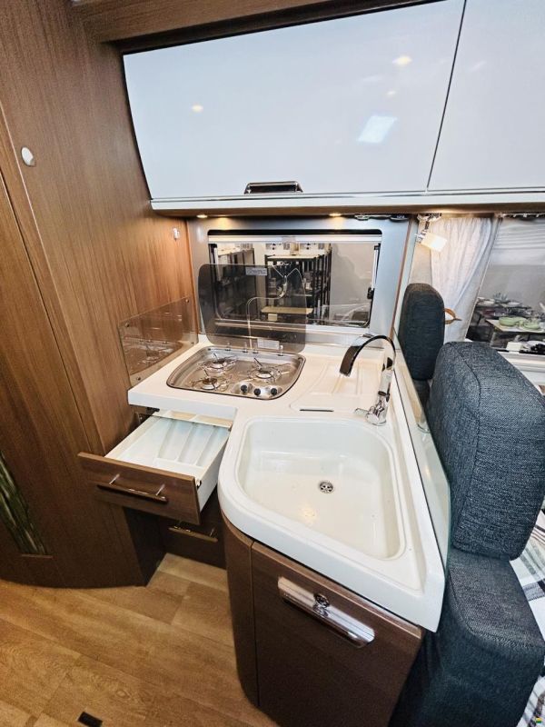 Niesmann-Bischoff Arto 66L