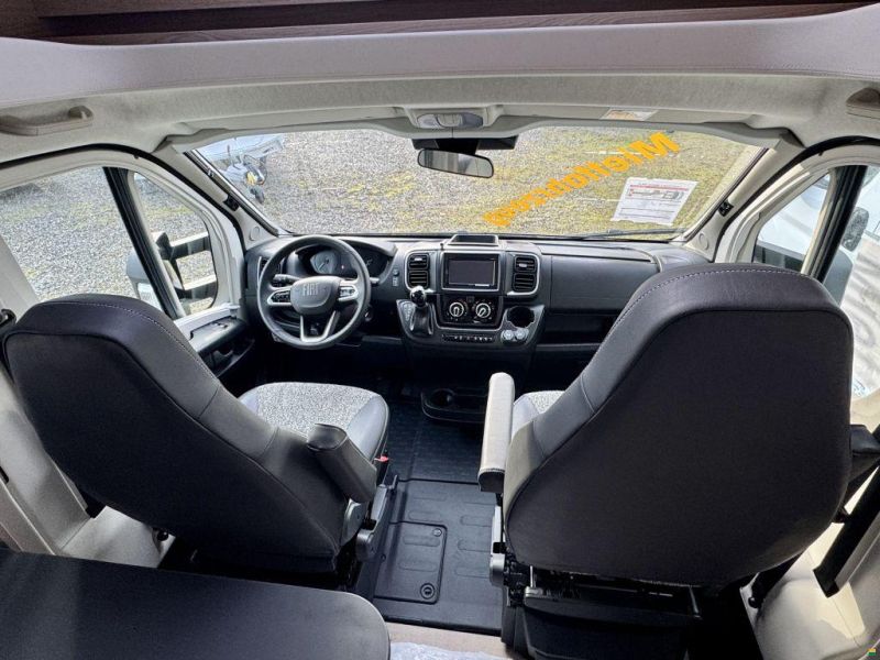 B&uuml;rstner Lyseo Time T Skyline 726 G