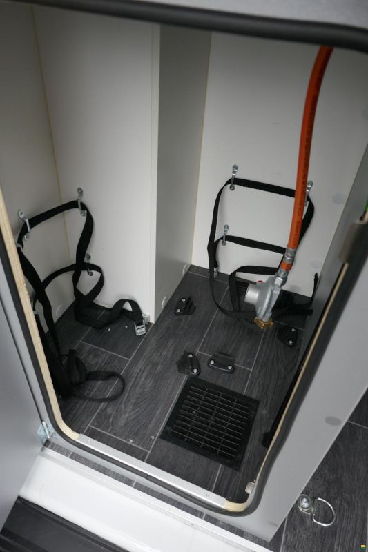 Weinsberg CaraTour 540 MQ (CaraBus Grey)