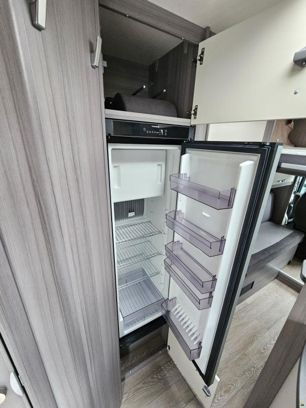 Hobby T 65 hkm Hubbett & Kajüttenbett!