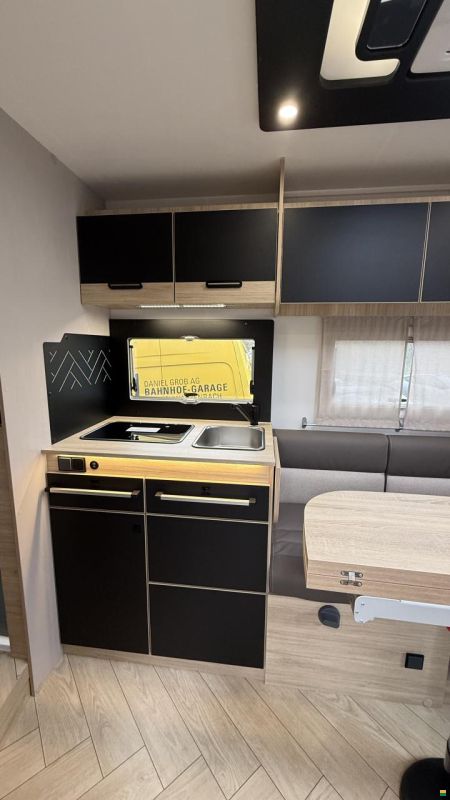 Challenger 317 Graphite Edition