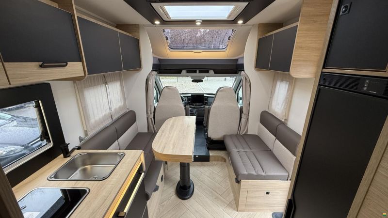 Challenger 317 Graphite Edition