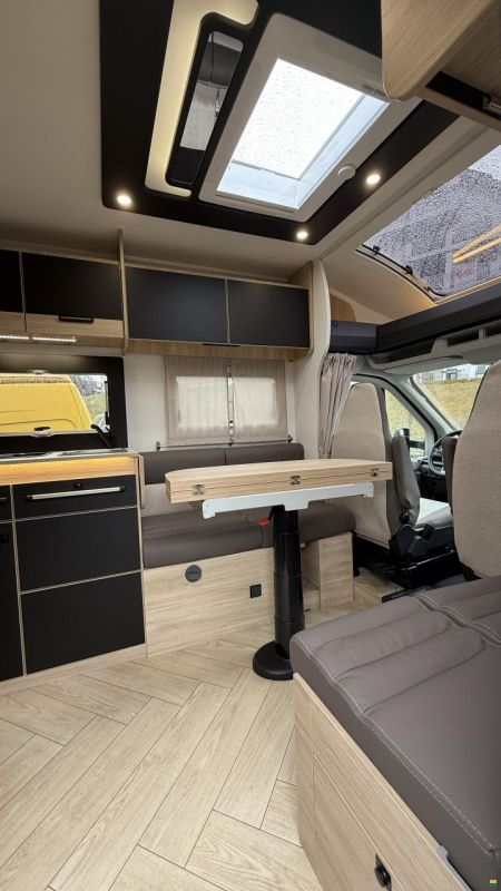 Challenger 317 Graphite Edition