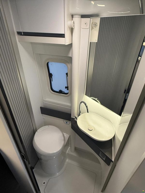 Adria Twin Supreme 640 SGX