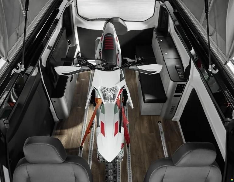 Dethleffs GLOBEVAN CAMP TWO