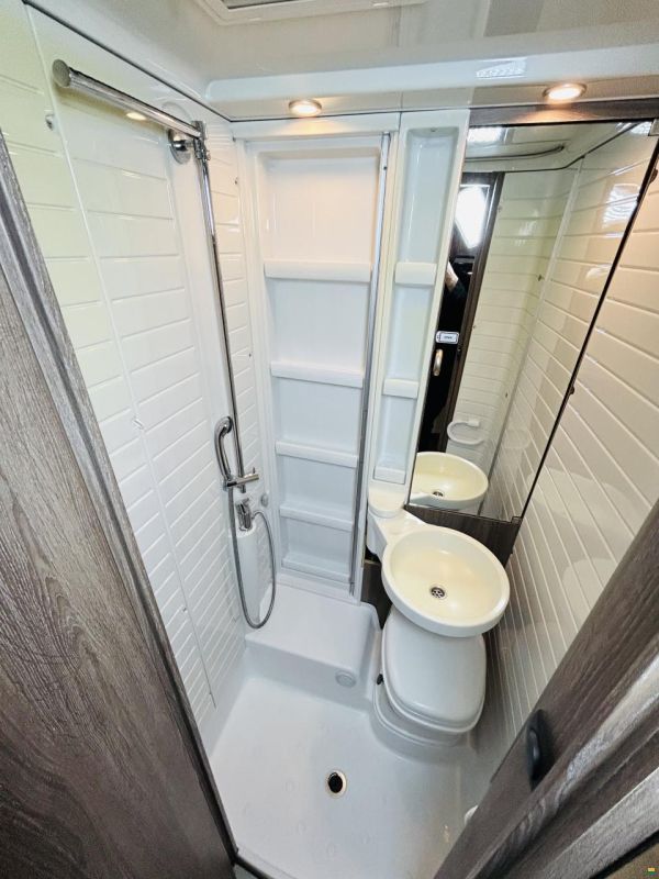 Bürstner Nexxo Time T690