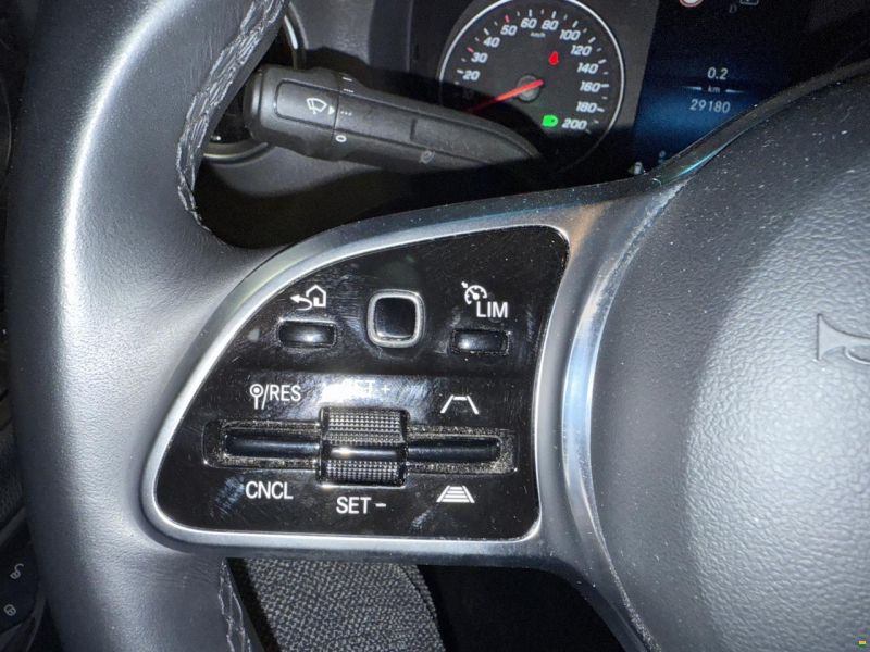 Mercedes Benz Sprinter