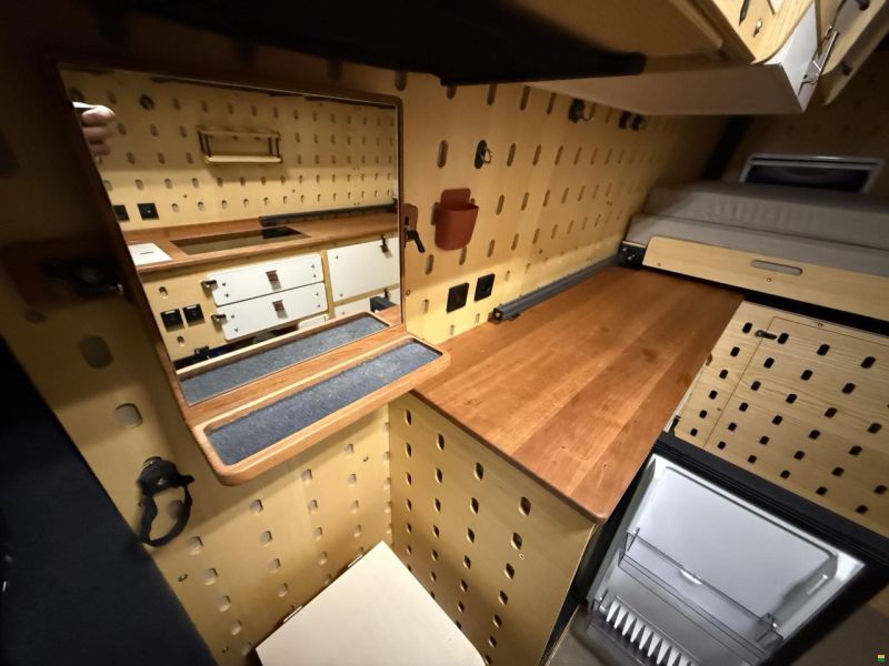 Mercedes Benz Sprinter