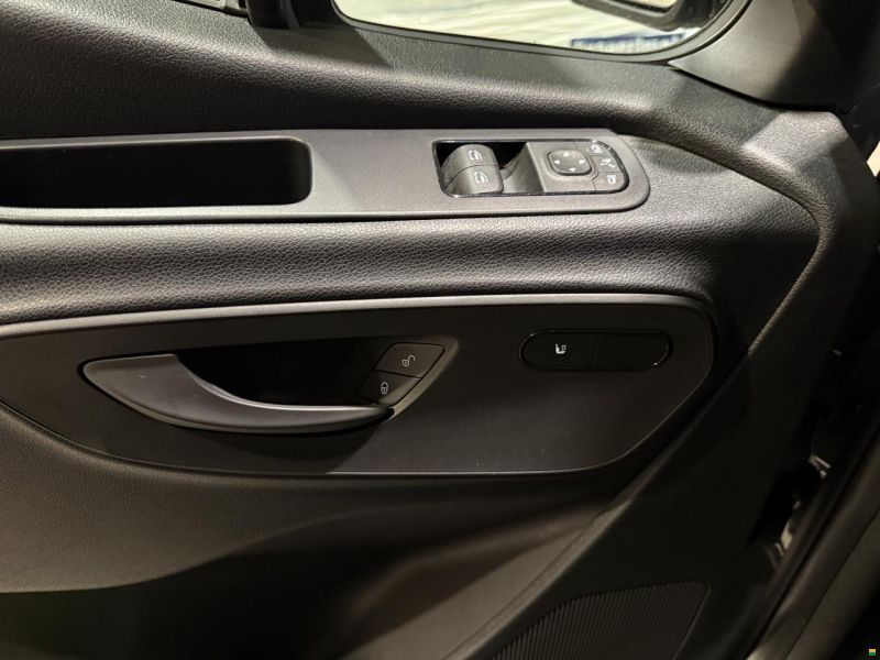 Mercedes Benz Sprinter