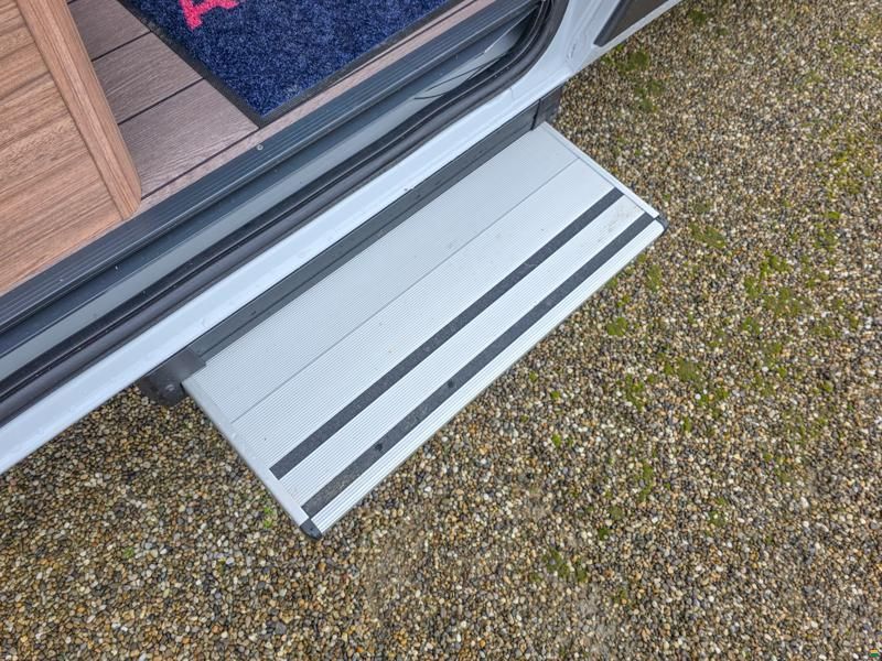 Weinsberg CaraBus 600 MQH Edition [Fire]