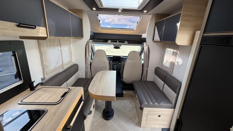 Challenger 318 Graphite Edition