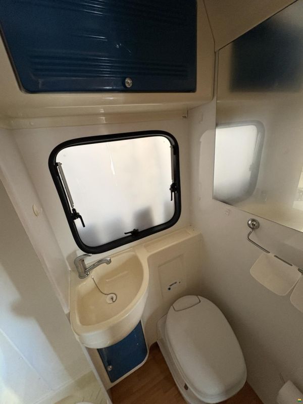 Ford Rimor Katamarano 7