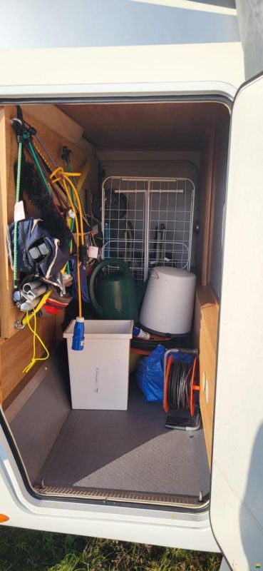 Ford Rimor Katamarano 7