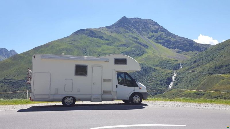 Ford Rimor Katamarano 7